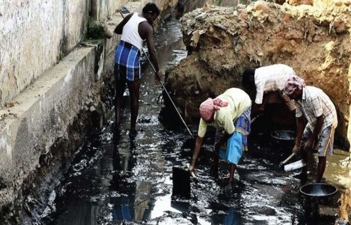 Cleaning-Septic-Tanks-Without-Loss-Of-Life