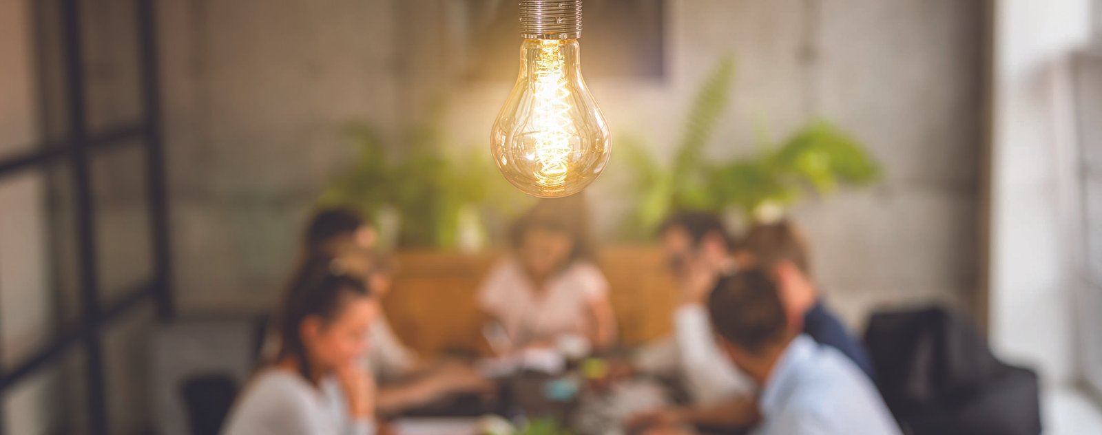 Startup Incubator Leverages Salesforce | group of people having a discussion